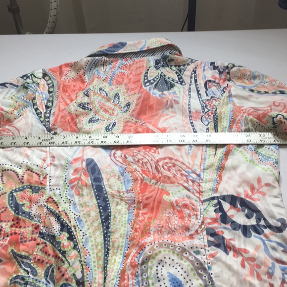 Paisley print lightweight blouse. Sz L - Picture 7 of 8